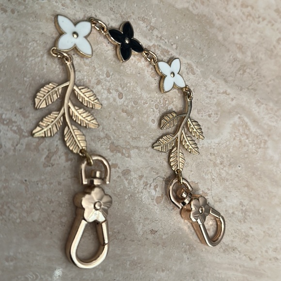 Unbranded key chain / purse decor - Picture 4 of 8